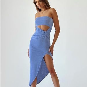 SOLD Princess polly zeta midi dress